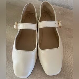 Maryjane’s leather